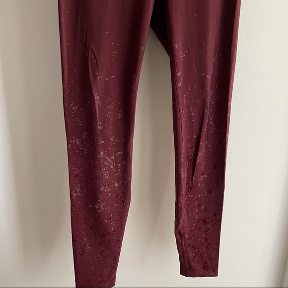 SOLD Lululemon leggings- ombre paint effect - Picture 3 of 8